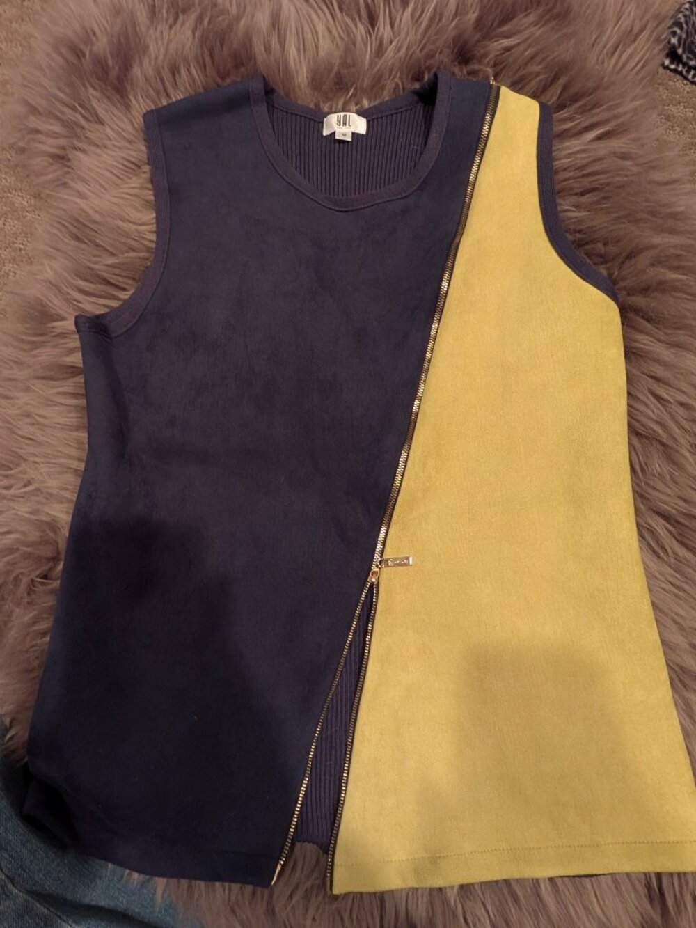 ULTRASUEDE TANK WITH ZIP !